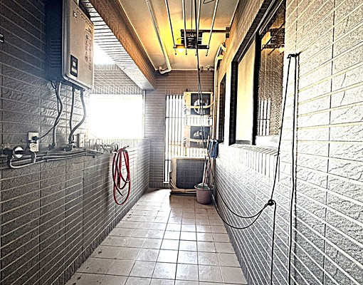 😄樂~立新學區優質澄品三房+平車視野戶😄 - Image 5