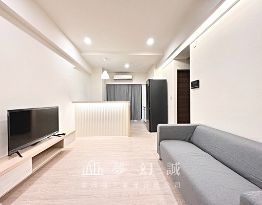 高鐵特區。全配三房含管。可租補台水電 - Image 2