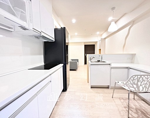 高鐵特區。全配三房含管。可租補台水電 - Image 4