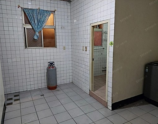 民生街公寓2樓/有3房/市中心 - Image 2