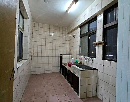 民生街公寓2樓/有3房/市中心 - Image 11