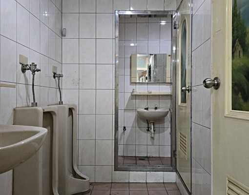 出租/正環西路~A21捷運旁大坪數住辦{可多用途} - Image 11