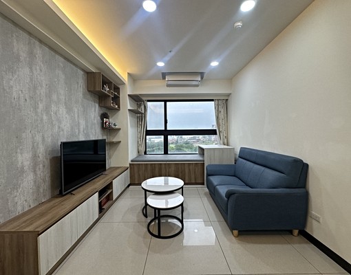 青埔A18露臺三房車/書法公園5分鐘車程 - Image 1