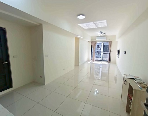 免仲大三房高樓層通風採光佳可租補可入戶籍 - Image 1