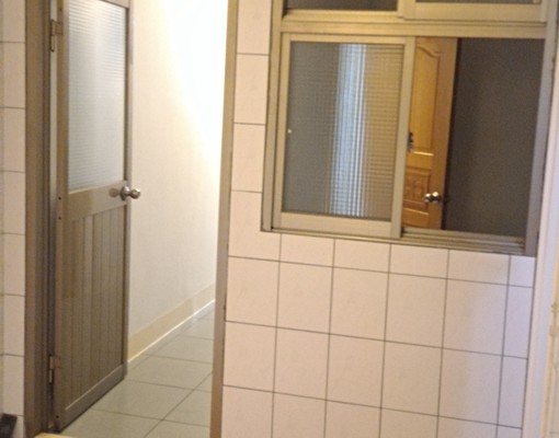 進捷運站公寓四樓出租 - Image 7