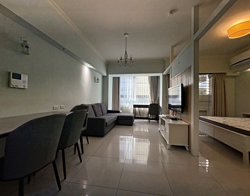 近民生路三民路民權路巨城百貨旁 - Image 1