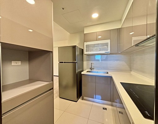 嶺東全新三房平車傢俱家電齊全! - Image 4