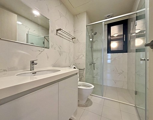 嶺東全新三房平車傢俱家電齊全! - Image 11