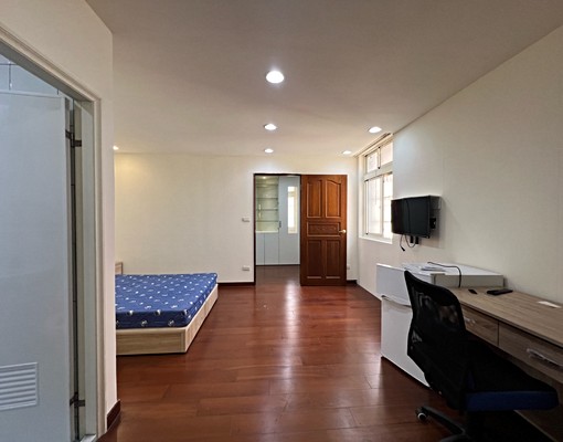 可租補下南崁單層電梯採光獨立陽台大套房 - Image 5