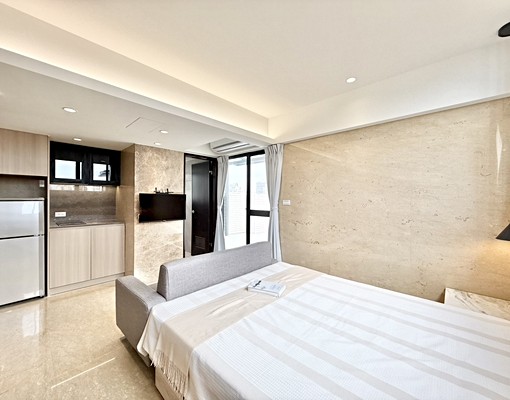 ✨全新鄰近一中✨可租補✨台電計費✨超大露臺✨衛浴開窗 - Image 2