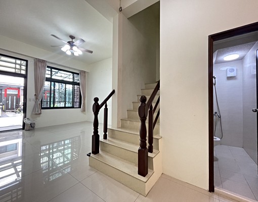 漳興小學|國道3號|整棟透天|門前停車位|禁神明廳|禁寵物 - Image 6