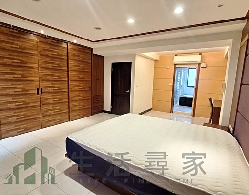 安南近史博館社區透天出租有車庫可乖寵🚗 - Image 5