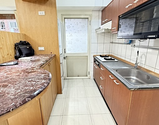 租-左營國中明亮採光雅緻2房 - Image 4