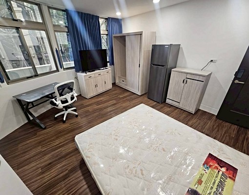 府中🏠可租補報稅/全新裝潢首批入住/採光通風獨洗衣/機能佳 - Image 2