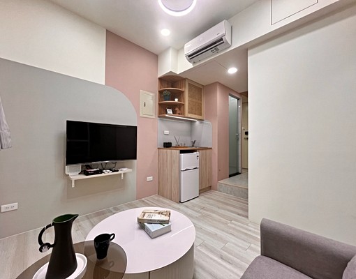 新裝潢*可租補*一房一廳*台電計算*獨立陽台 - Image 2