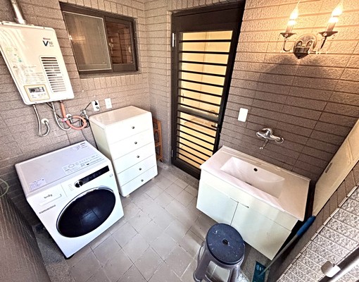 真🍎百萬精裝🌟超大三改二🔥雙衛浴雙平車🌈有烤箱✅租補 - Image 15