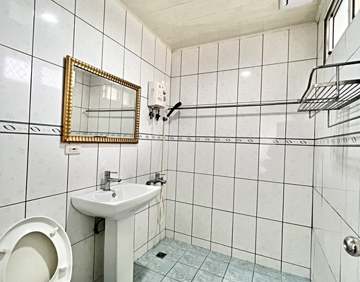 💡西屯寧夏套房💡免爬高衛浴開窗💡711楓康超市 - Image 8