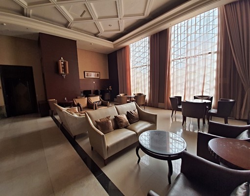 雄女、愛河旁~天河質感大套房(傢電俱齊全)~可申請租補!! - Image 13