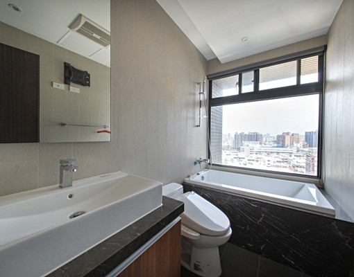 英明商圈l2房1室大平車l明星學區宅 - Image 6