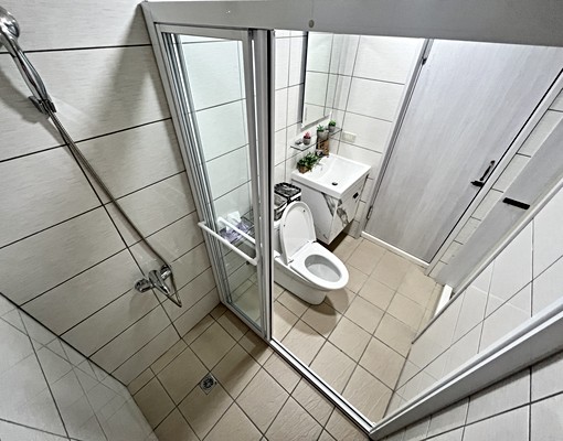 黎明新村♡1+1房♡雙陽台♡可雙租補♡可工作室♡採光明亮秒殺 - Image 9