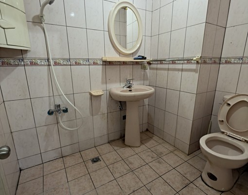 捷運站旁一樓套房~超方便 - Image 2