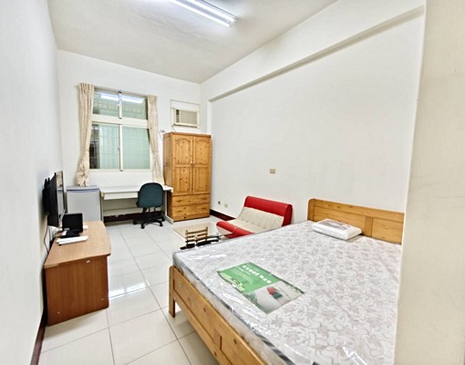 竹科園區旁有獨立曬衣陽台,獨立洗衣機 - Image 1