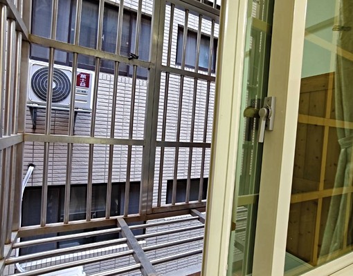 竹科園區旁有獨立曬衣陽台,獨立洗衣機 - Image 8