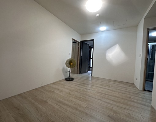 A7姚姚!!【富宇富御】全新高樓兩房車/衛浴開窗/採光佳 - Image 2