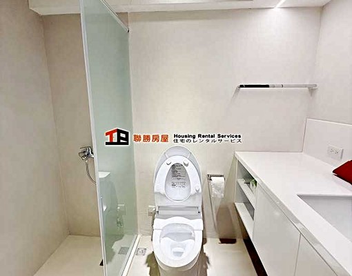 民權西路站~全新裝潢~近捷運~全天管理~機能強~ - Image 12