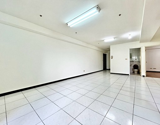 🍎文心崇德捷運站、北平路商圈😊3房2衛/空屋 - Image 2