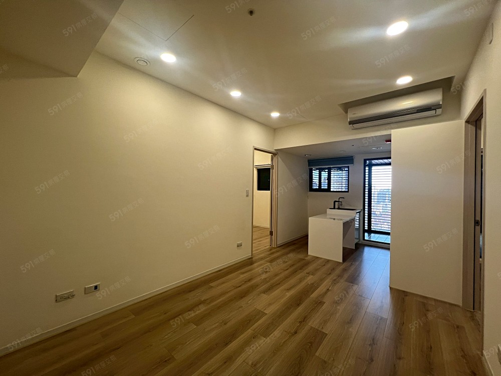 吳柔霏0932-648-584