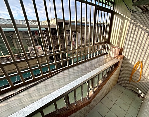 龍山寺❣陽台戶/採光通風/傢俱齊全/水泥牆/生活機能佳 - Image 7