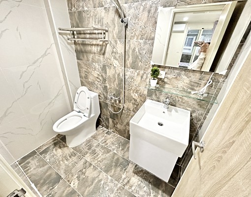 成功路️實惠租屋|流理臺️裝潢精緻 - Image 5