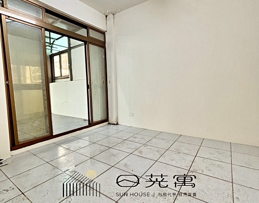 🏡東區安康街|園區生活圈・寵物友善大空間透天 - Image 13