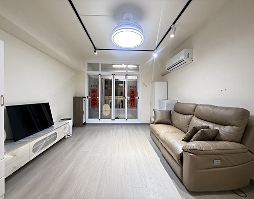 河堤公園💝屋況佳美三房💝含平面車位(可養寵) - Image 3