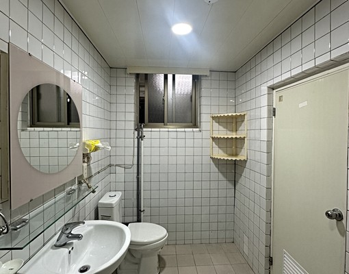 近新莊捷運/近建中街/近中正路/公園一路 - Image 11