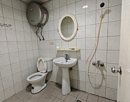 浮洲車站台藝大套房(通膨租金不漲) - Image 9