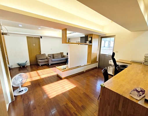 南區大3房｜可租補｜含平車｜近中山醫 - Image 2