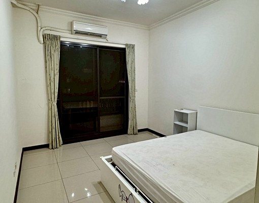 高鐵區大三房+平面車位 - Image 3