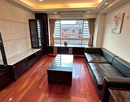 🔥稀有釋出!土城電梯大樓整層出租|質感木地板+靜巷生活🔥 - Image 1