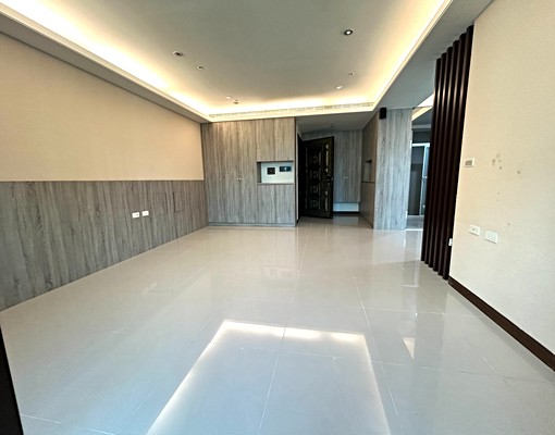 輕軌!綠活💖精美裝潢大四房車 - Image 2