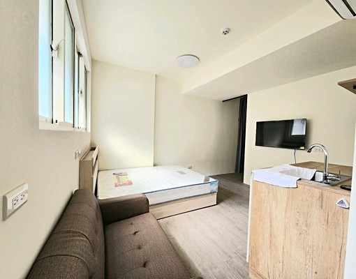 中山,北車捷運站~優質全新美套房/可租補 - Image 3