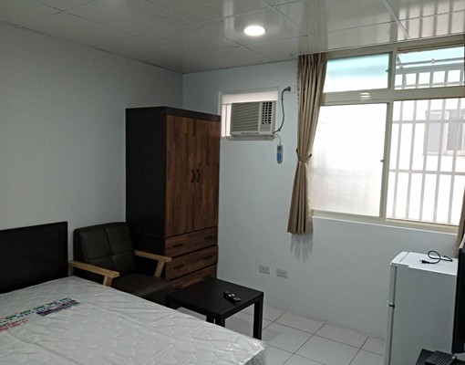 麥當勞-麻園(禁菸)獨洗/曬、機車位 - Image 1