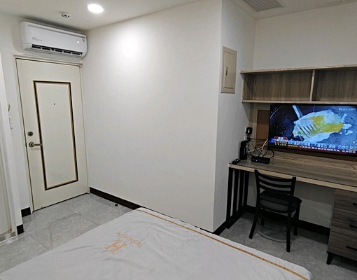 永和國小四號公園旁獨立陽台2F套房可租補 - Image 4