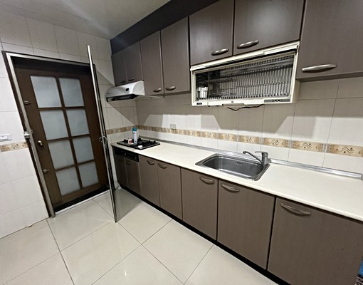 星鴻😊南雅南路溫馨裝潢南雅夜市一樓停車住家首選 - Image 9