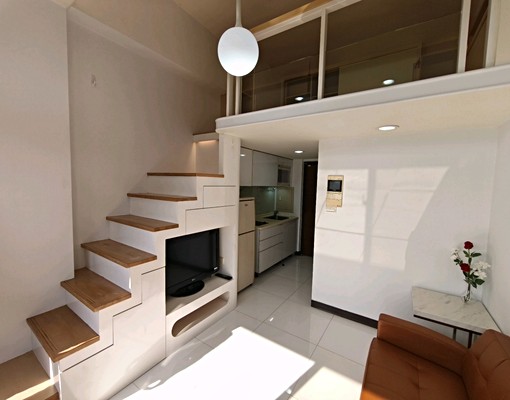 雙捷運優質管理景觀101採光落地窗樓中樓陽台全新沙發新洗衣機 - Image 5