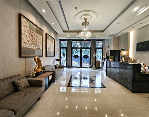 雙捷運優質管理景觀101採光落地窗樓中樓陽台全新沙發新洗衣機 - Image 15