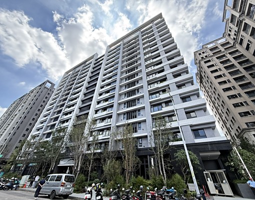 全新兩房+車位含管理費家俱可談👌租補👌 - Image 2