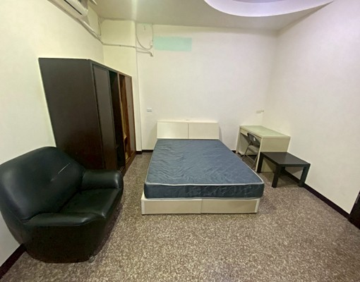 三村套房,近南科,路口2間超商 - Image 2