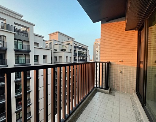 東橋仁發大都匯採光溫馨3+1房平車(含車可報稅) - Image 14